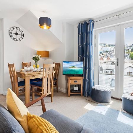 A Modern And Cosy Apartment Just Yards From Brixham'S Bustling Harbourside Exterior foto