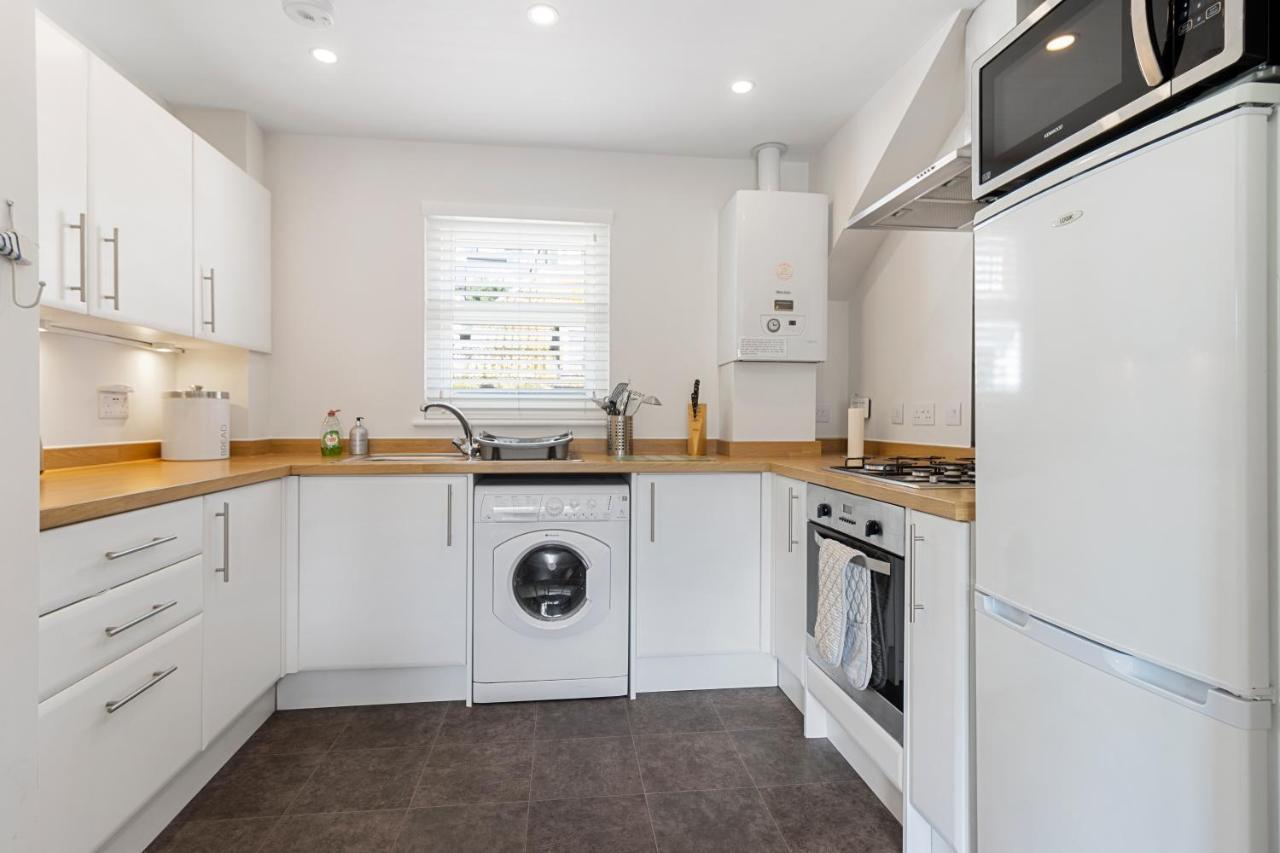 A Modern And Cosy Apartment Just Yards From Brixham'S Bustling Harbourside Exterior foto