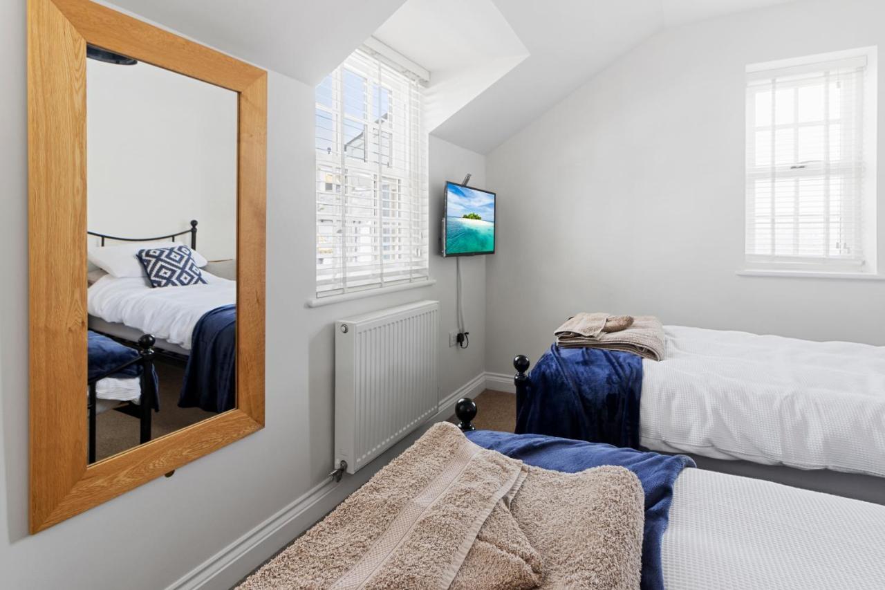 A Modern And Cosy Apartment Just Yards From Brixham'S Bustling Harbourside Exterior foto